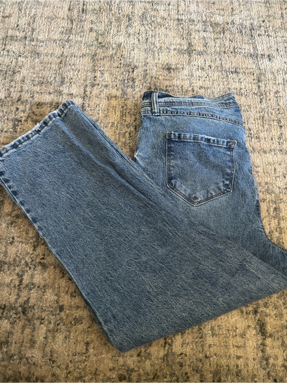 Kensie Women’s Mila Straight Jeans